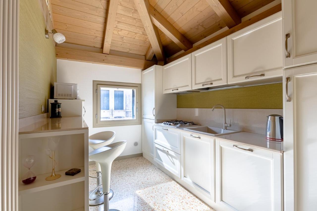 Ca' Cappello 2 With Canal View Apartment Venedig